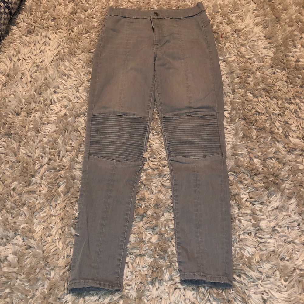 Grey wash cropped pants